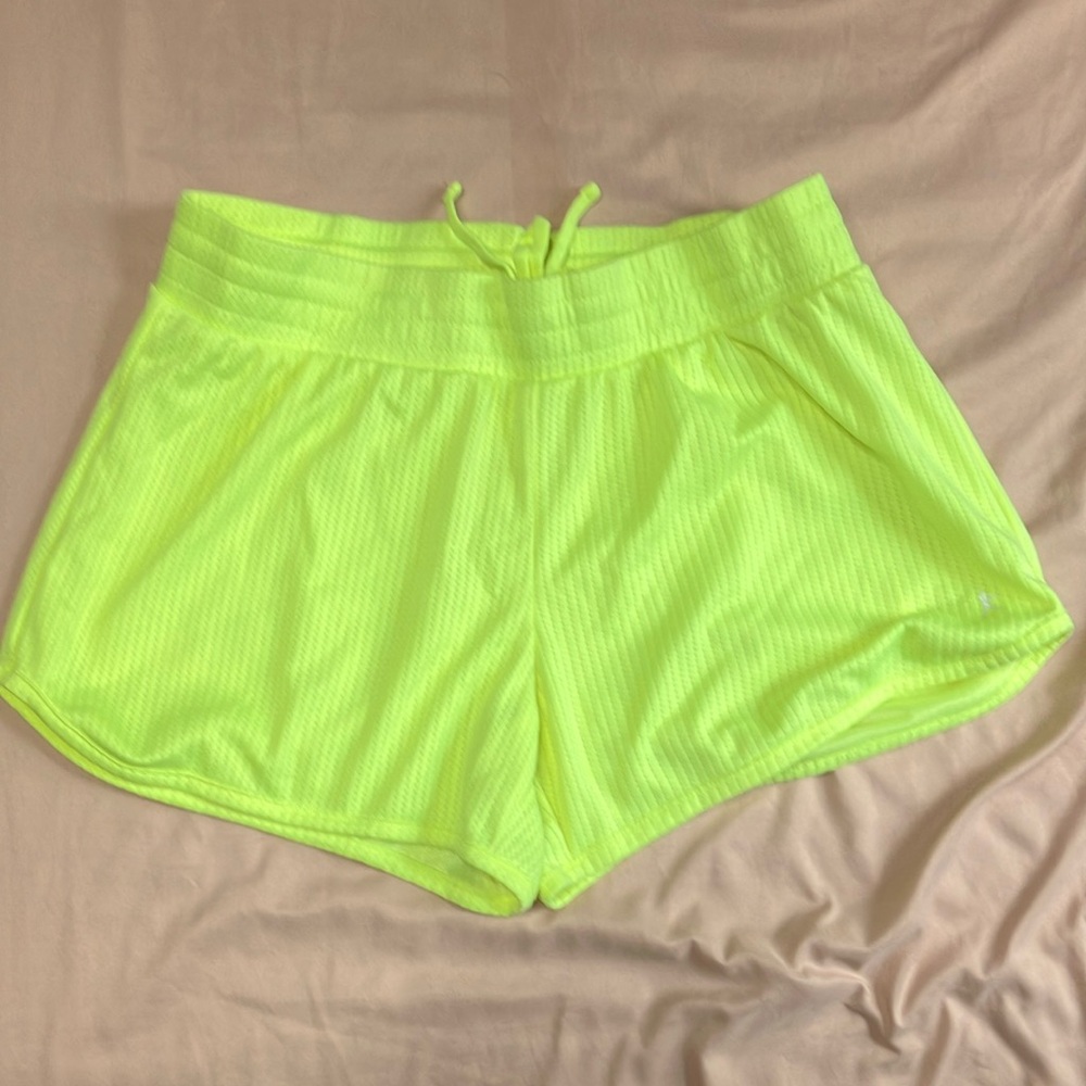 Danskin Now Yellow Athletic Shorts Lightweight Performance Wear